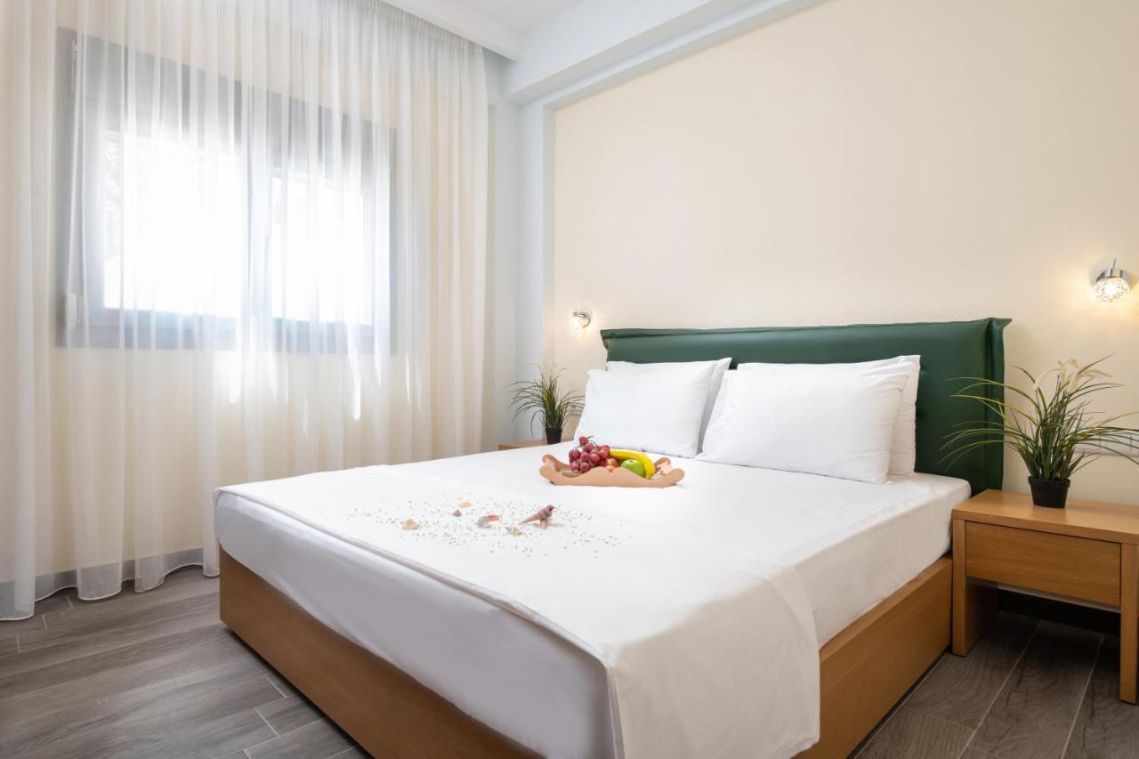 Almare Seaside Studios & Suites - Sarti Sithonia Bagian luar foto