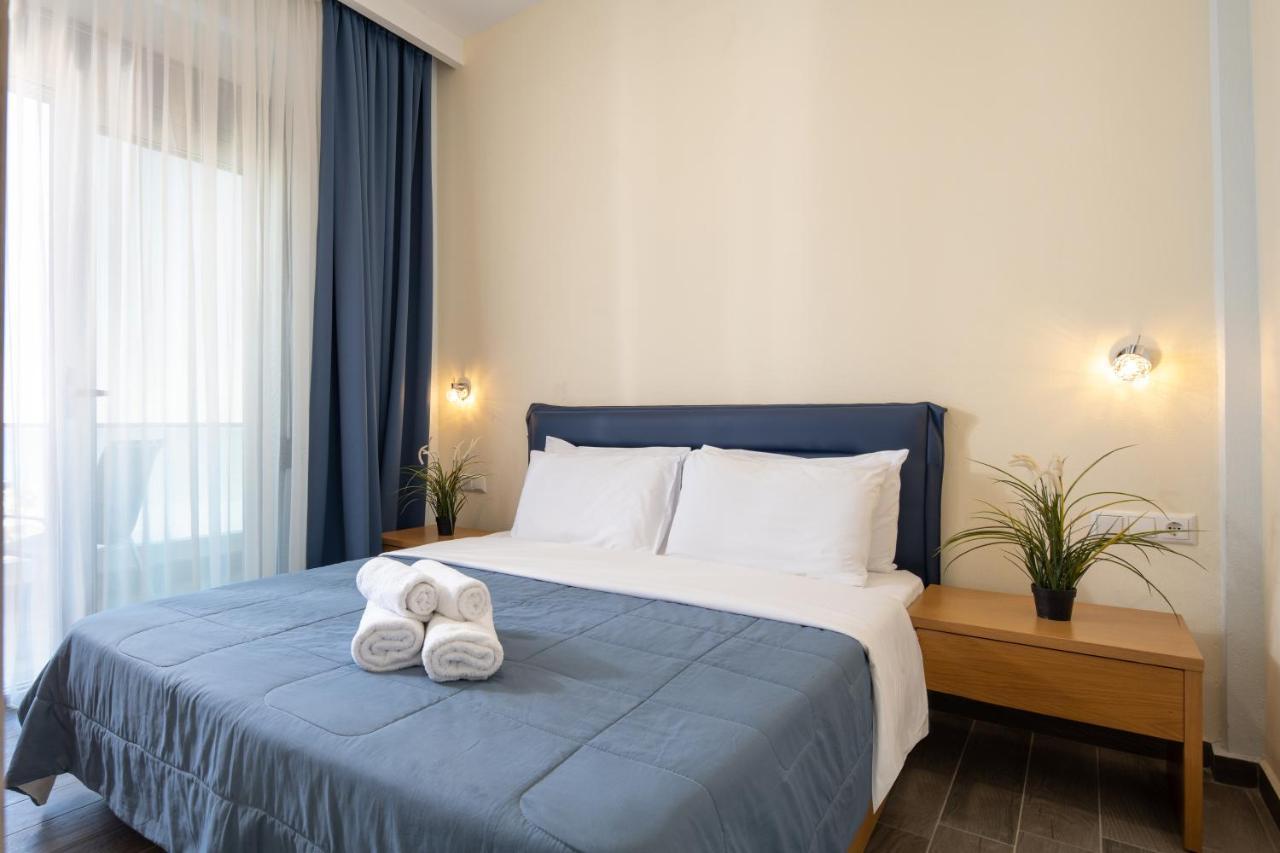 Almare Seaside Studios & Suites - Sarti Sithonia Bagian luar foto