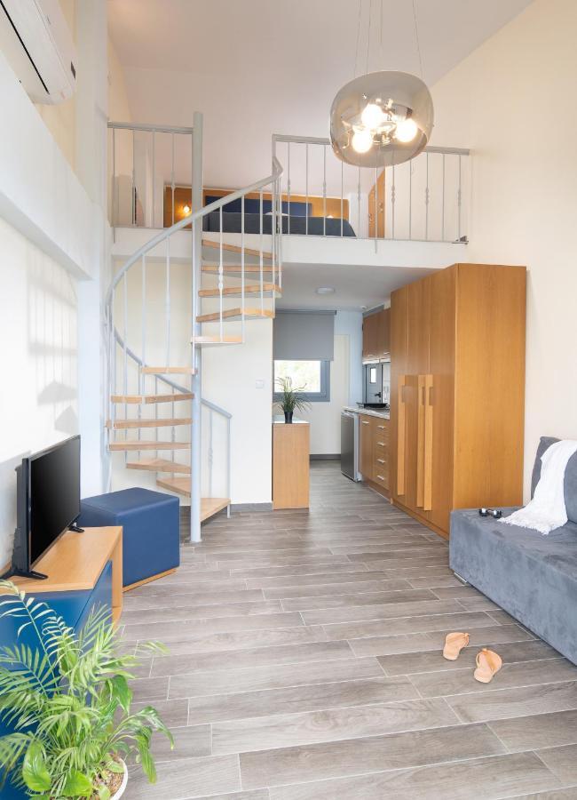 Almare Seaside Studios & Suites - Sarti Sithonia Bagian luar foto